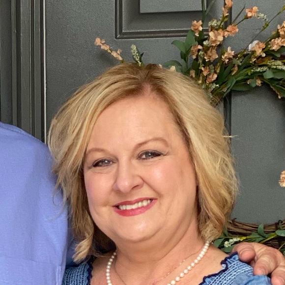 Meet your Posher, Aletha - Picture 1 of 1